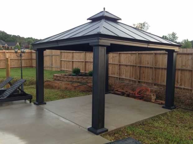Royal Hardtop Gazebo