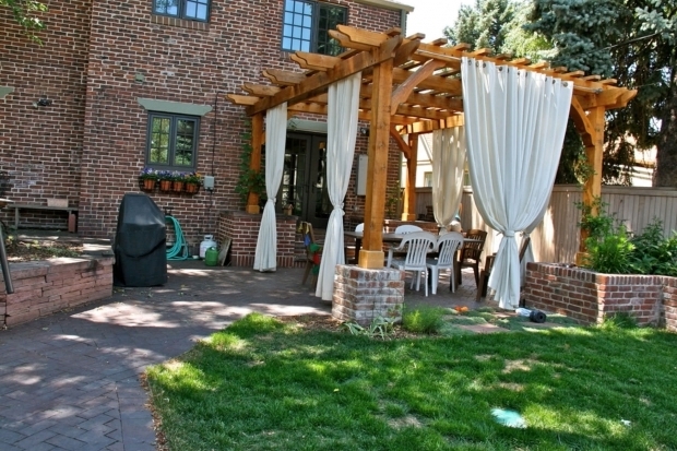 Pergola With Curtains